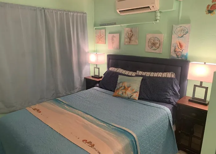 Michaels Surfside Apartment